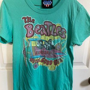 VINTAGE Junk Food Clothing The Beatles Graphic Tee